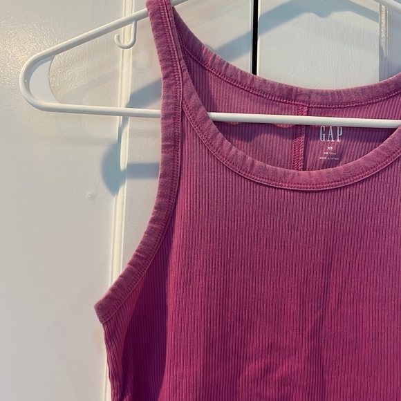 NWT Gap Purple tank top size XS - Picture 2 of 5